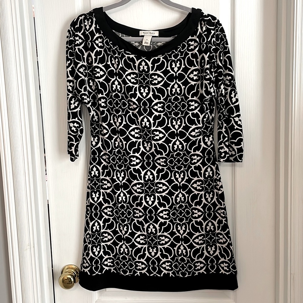 White House Black Market tunic